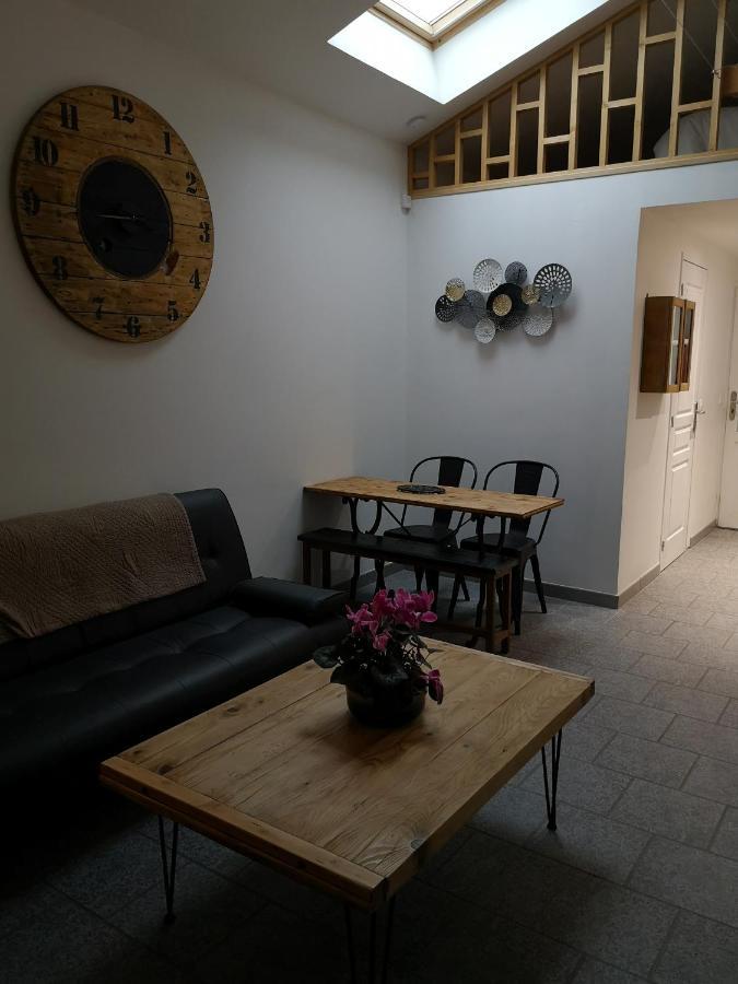 Cathy Et Eric Apartment Beaurevoir Bagian luar foto